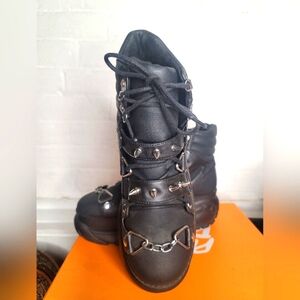 Disturbia Venus Platform Boots